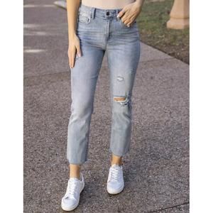 NEW GRACE AND LACE distressed straight leg cropped denim jeans in light mid-wash